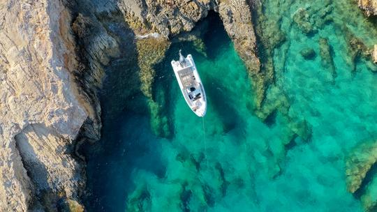 RIB ST650 22' Powerboat Adventure Tour on Paros