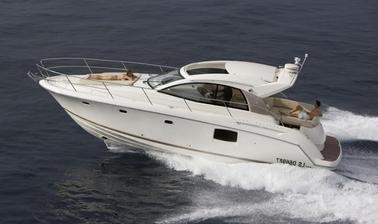 Prestige 390S Motor Yacht Rental in Côte d'Azur, France