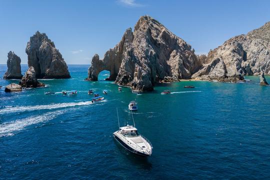 Sea Ray 60’ Yacht in Los Cabos.