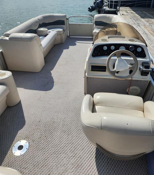 Luxury PONTOON RENTALS!! CHECK OUT THE PHOTOS! BOOK WITH US Little Elm Beach