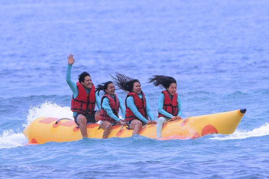 Passeio de banana boat em Mount Lavinia, Sri Lanka