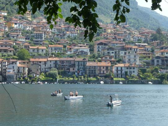 EUROVINIL PACIF 420 - rent boat Como Lake - SELF DRIVING 40CV