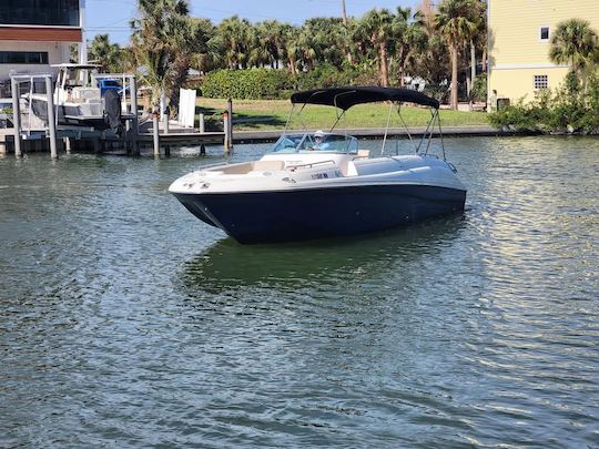 Louez ce magnifique bateau Hurricane de 30 pieds | Choisissez votre itinéraire à Miami