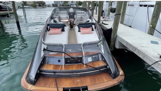 Seaworthy 45ft Riva Motor Yacht in Sag Harbor