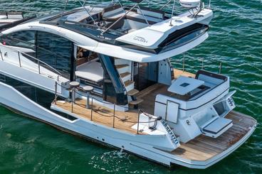 ⭐ FREE HOUR ⭐ LUXURY 47” FlyBridge, two story YACHT🥂😀🏝️ folding balconies 💎