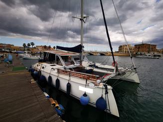 Daily Sailing Excursions in Taranto onboard 37ft Cruising Catamaran