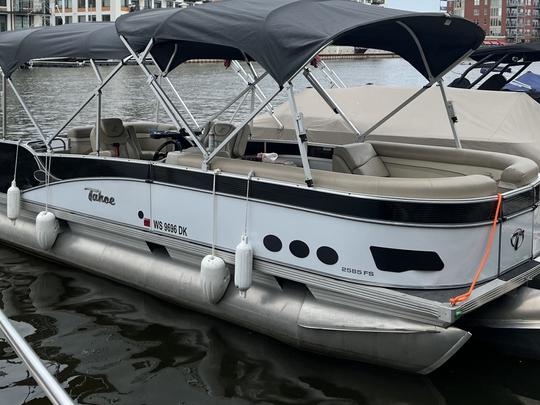 Balade en ponton de luxe le long de la rivière Milwaukee