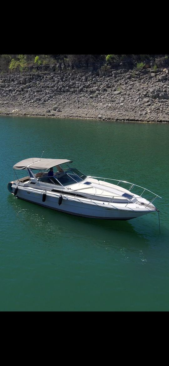 34ft SeaRay Sundancer Party Yacht for up to 18 Passengers with 18ft Lily Pad