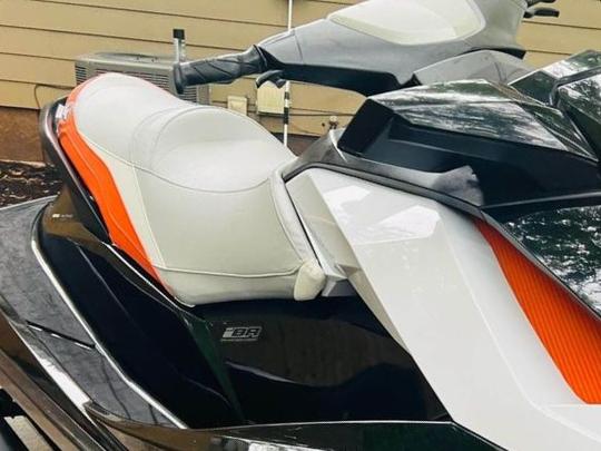 2013 Sea-Doo/BRP GTI SE 130 Jet Ski