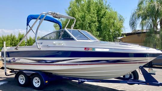 22’ Spacious Open Bow Family Boat for Millerton lake, CA