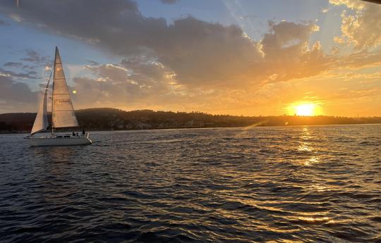 30ft Sailboat Rental in Monterey