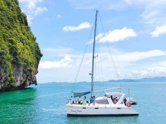  Catamarán privado 'Admiral 40' para una inolvidable aventura junto al mar