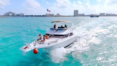 Yate privado Sea Ray de 46 pies en Cancún - Isla Mujeres solo por 4 horas