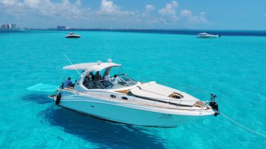 FUN & AFFORDABLE 38 FT SUNDANCER Motor Yacht in Cancun FREE JETSKI 1 HOUR