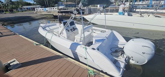 GASPARILLA! 19ft Proline Center Console, Cruise with Bluetooth, Bimini & 140hp!