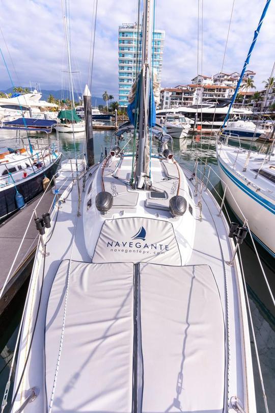 Adorável veleiro Catalina 36 em Puerto Vallarta