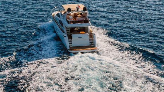 Luxury motor yacht with a capacity of 8 people in Gocek 