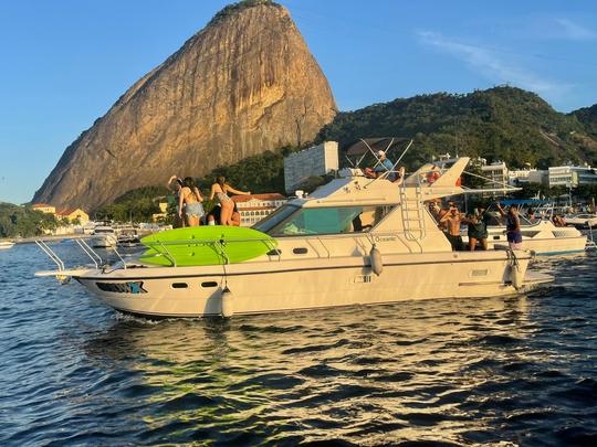 36ft Camarote Oceanic Motor Yacht Rental in Rio de Janeiro, Brazil