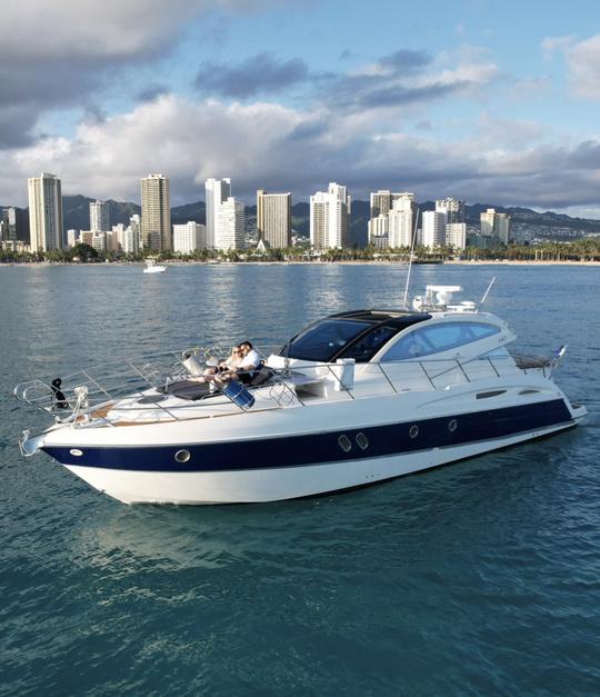 Location de yacht à moteur de luxe Cranchi Mediterranee 47HT à Honolulu, Hawaï