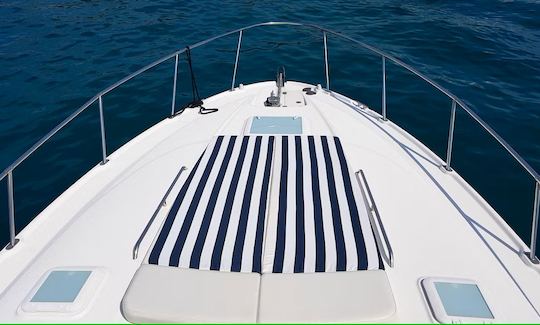 ⭐⭐⭐⭐⭐ Bayliner Cruiser Yacht - Party Eat Drink in Marina del Rey