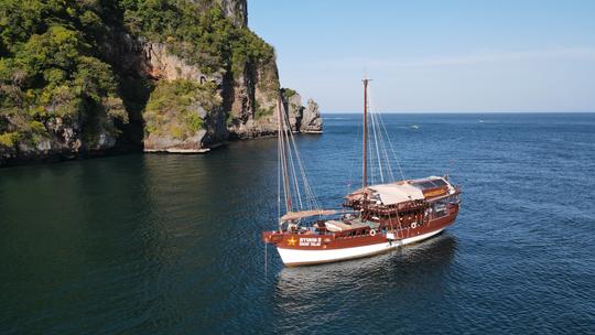 Crucero privado chárter por Krabi, Tailandia.