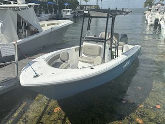 New 21.2 Sportsman Boat perfect size for the Keys 