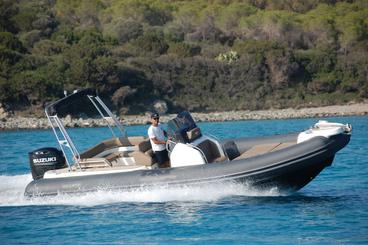 Barco BSC 78 elegance RIB en alquiler en Notteri