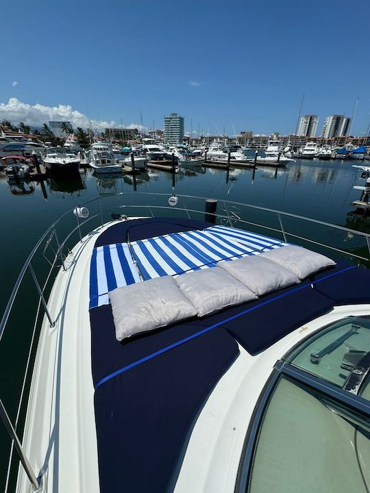 SeaRay 42 Sundancer Luxury Motor Yacht Charter in Puerto Vallarta, Jalisco