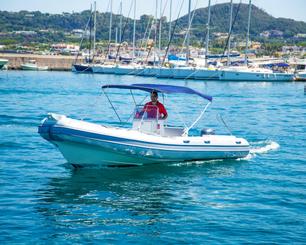 Bote inflable Rigig Joker Boat Clubman 21' en alquiler en Forio, Isquia