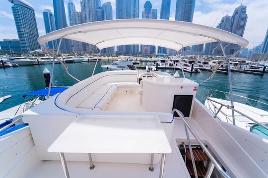 ⚓️ Yacht privé de luxe de 50 pieds à louer à Dubaï 