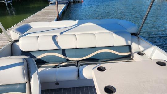 Cruise the water on a LeisureKraft 24ft Pontoon!