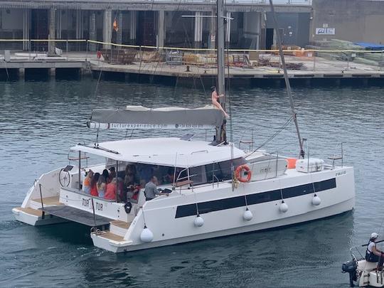 Catamaran à voile pour 30 personnes à Barcelone