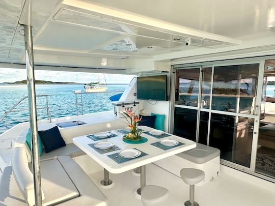 Bahamas All Inclusive Luxury Day & Overnight Charter 51' Leopard Power Catamaran