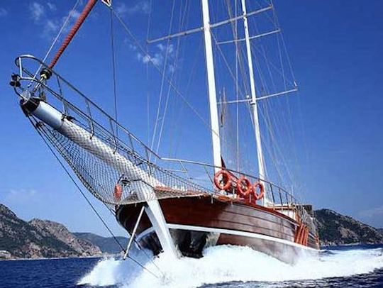 CAFEROGLU 7 This wonderful luxury gulet is 39 meters long and for 22 people