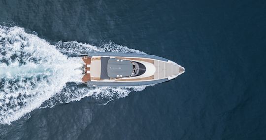 Cabine esportiva Tiger Lily - Nuova Jolly Prince 38 em Phuket