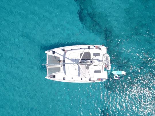 ⛵ ¡Nuevo en la bahía! Catamarán Lagoon 42 Yacht en La Cruz