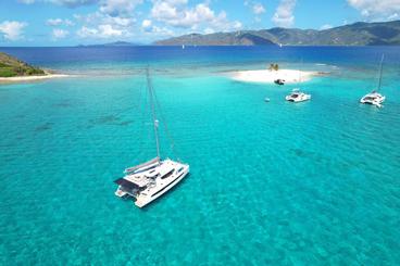 Aluguel de catamarã de luxo em St Maarten, St Barth e Anguilla