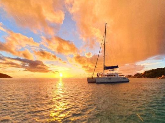 Catamaran Leopard 40 élégant, parfait pour les aventures aux Seychelles