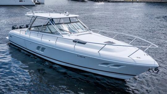 Iate esportivo “Sanctuary” Intrepid 430 em Harrison Twp, MI