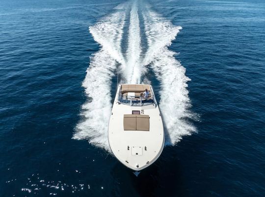 Positano - Bay 40 Sport Luxury