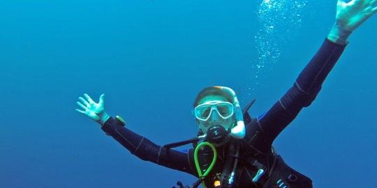 Clases de buceo en Falmouth Discover Scuba