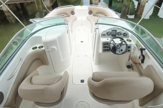 24ft Hurricane Bowrider for yacht charters in the Miami area.