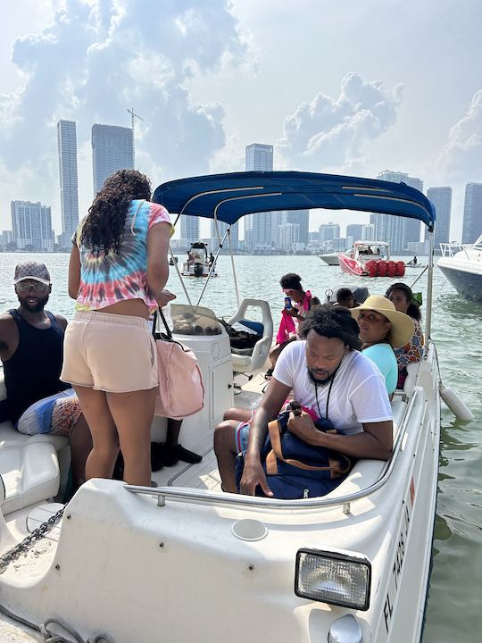 Passeios de barco em South Beach em Biscayne Bay Miami!