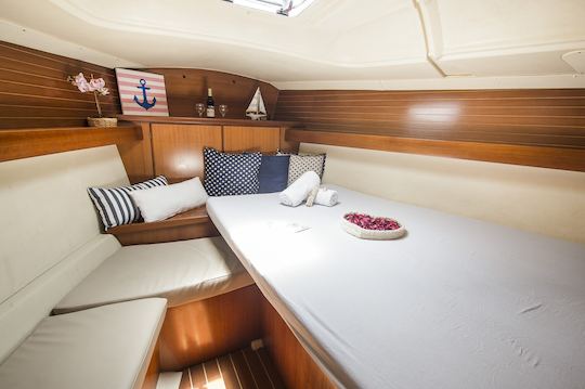 Charter 39ft "Lee-Yam" Cruising Monohull In Herzliya, Israel