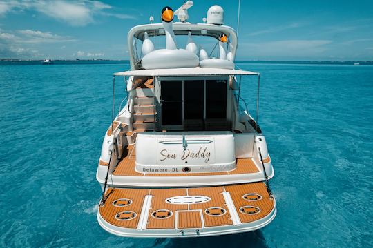 Hermoso yate a motor Sea Ray Flybridge de 50 pies