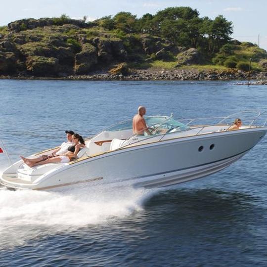 Yate a motor Cormate de 27 pies para 7 personas disponible en Oslo