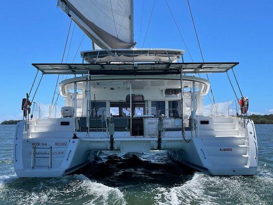 Luxury Awaits on Our 45FT Lagoon White – Fort Lauderdale