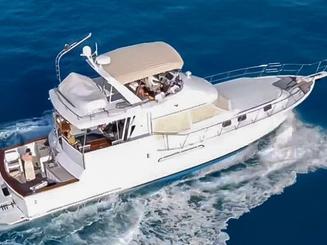 Luxury 60' Yacht Charter - Experience the Gulf Coast from a New Perspective