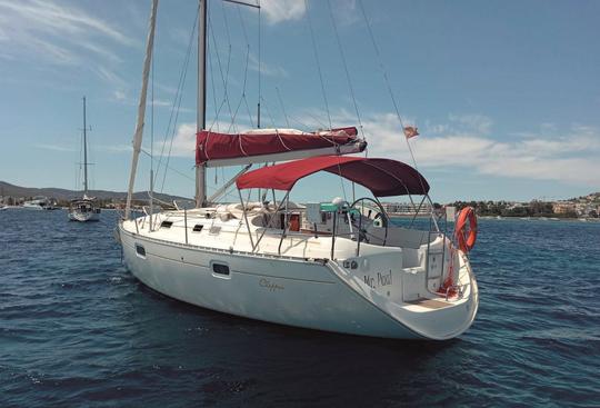 Beneteau Oceanis 351 Sailboat Rental in Eivissa, Illes Balears