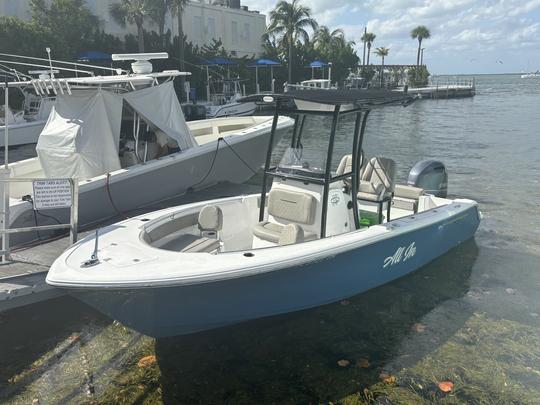 New 21.2 Sportsman Boat perfect size for the Keys 